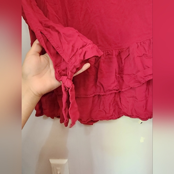 Women's Solid Color V Neck Long Sleeve Shirt with Ruffle Hem - Picture 4 of 5